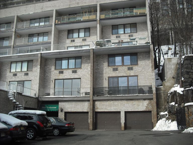 Condominium inspected by Checkmark Plus: townhomes with garages